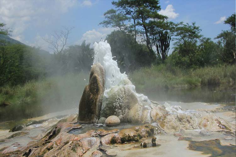 3 DAYS SEMILIKI NATIONAL PARK